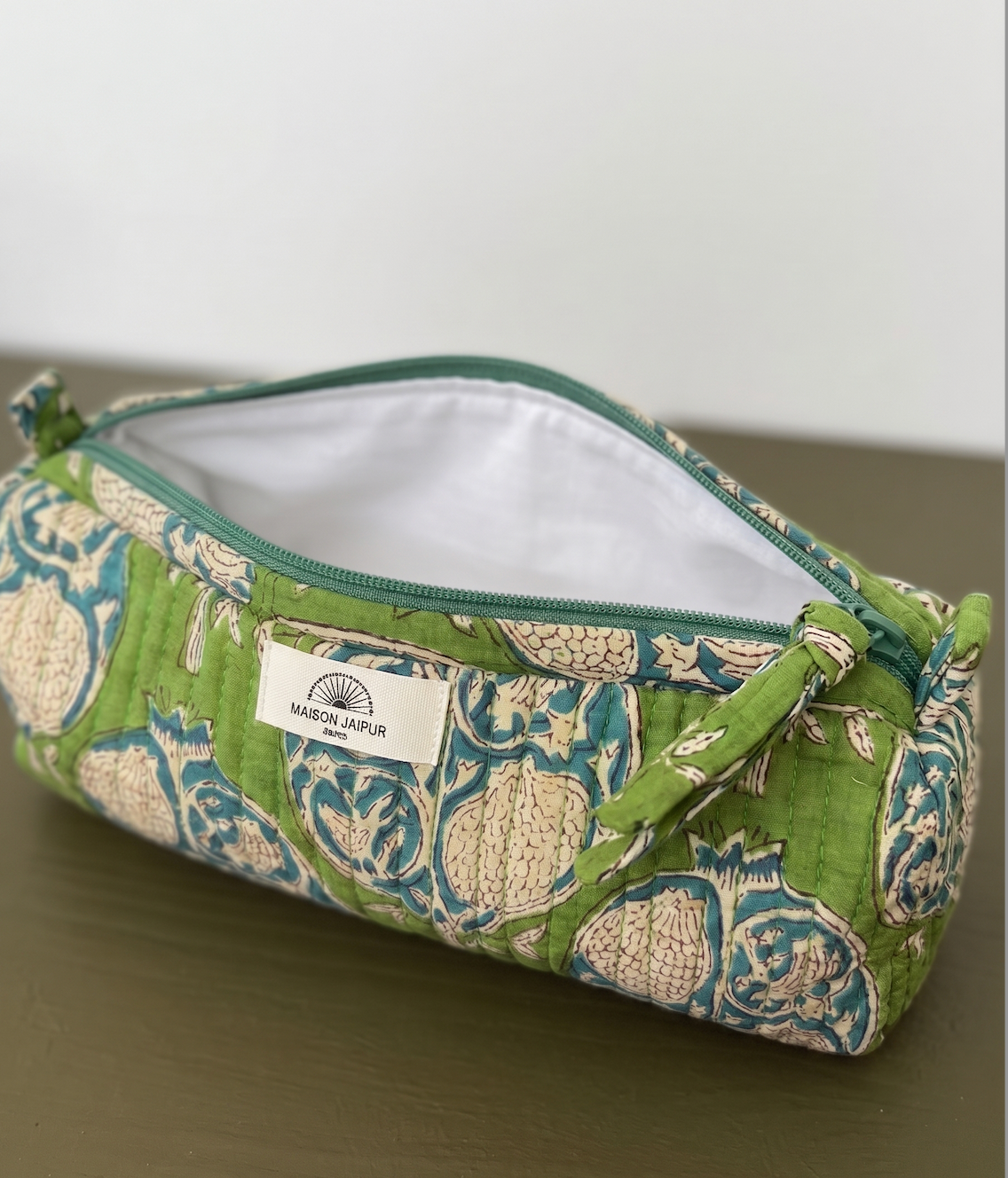 TROUSSE INDORE